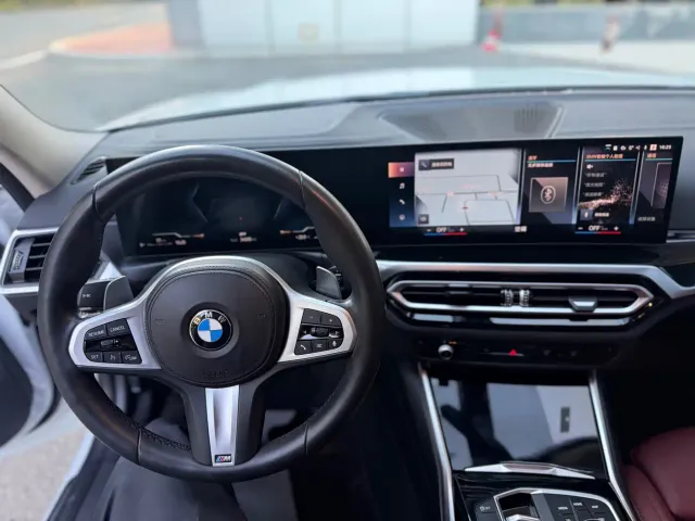 BMW 3 Series — Фото автомобиля 19