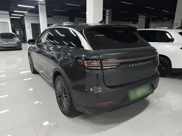 Leapmotor C11 — Фото автомобиля 4
