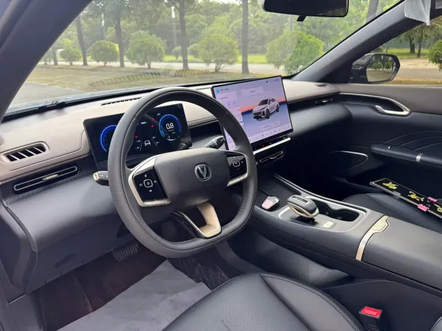Changan Eado — Фото автомобиля 16