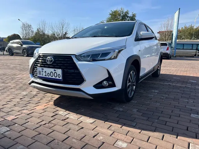 Фотография автомобиля — Toyota YARiS L Zhi Xuan
