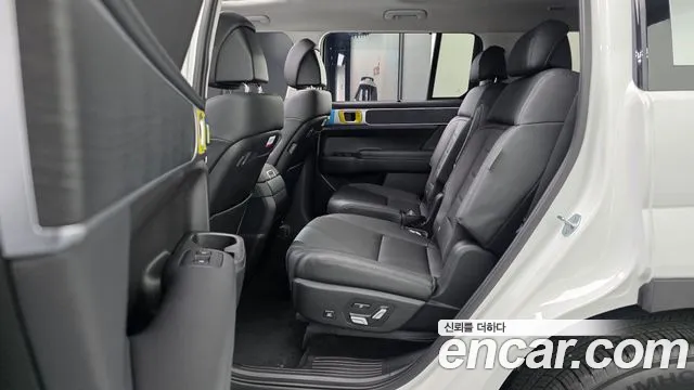 Hyundai Santa Fe — Фото автомобиля 18