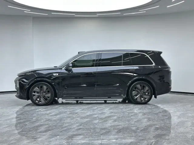 Li Auto L9 — Фото автомобиля 7