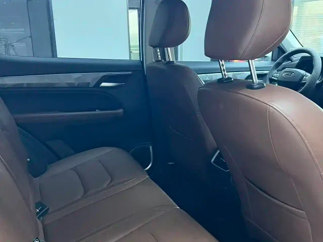 Geely Vision X6 — Фото автомобиля 11