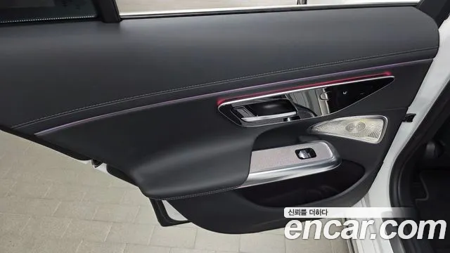 Mercedes-Benz E-Class W214 — Фото автомобиля 25