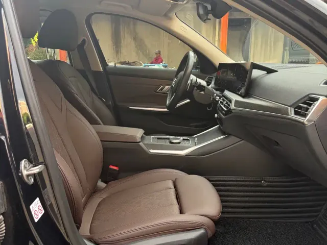 BMW 3 Series — Фото автомобиля 10