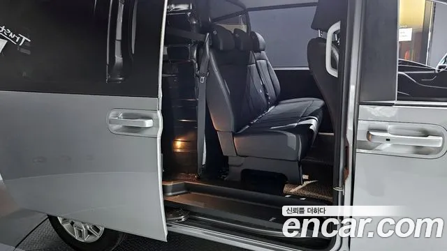 Hyundai Staria Staria — Фото автомобиля 12