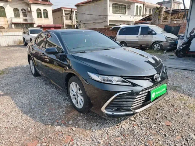 Toyota Camry — Фото автомобиля 3