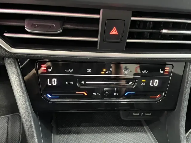 Volkswagen Sagitar — Фото автомобиля 21