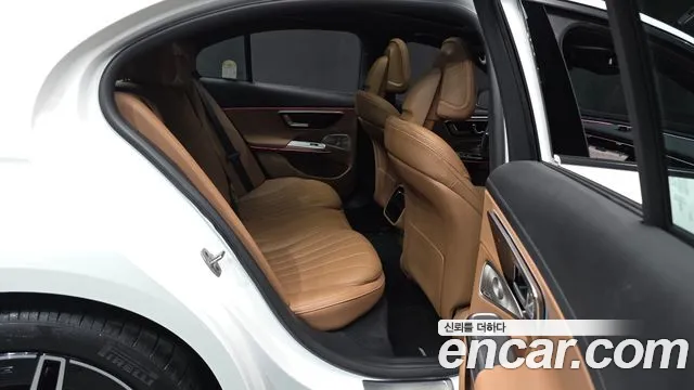 Mercedes-Benz E-Class W214 — Фото автомобиля 18