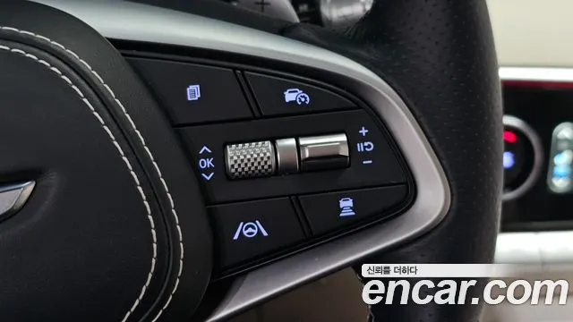 Genesis GV70 — Фото автомобиля 21