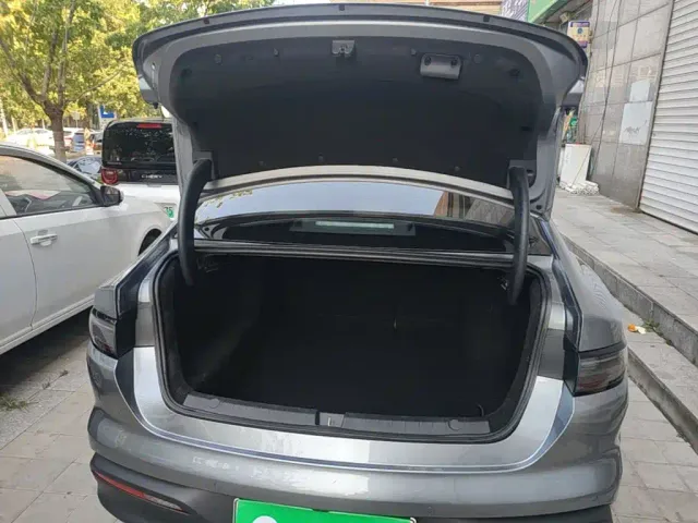 BYD Seal 05 DM-i — Фото автомобиля 18