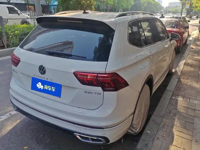 Volkswagen Tiguan L — Фото автомобиля 3