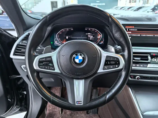 BMW X6 — Фото автомобиля 8