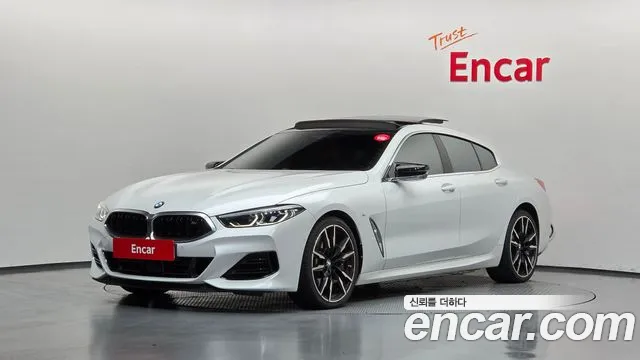 Фотография автомобиля — BMW 8 Series G15
