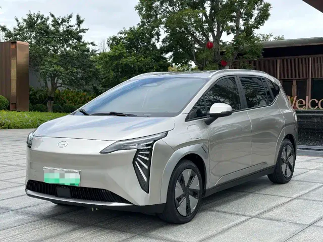 GAC Aion Y — Фото автомобиля 2