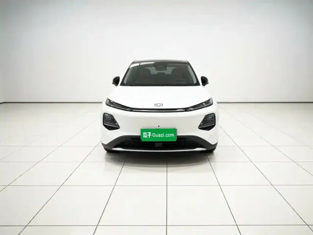 Changan Qiyuan Q05 — Фото автомобиля 2