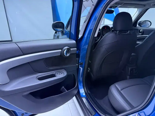 MINI Countryman — Фото автомобиля 17