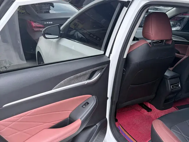 Changan Eado — Фото автомобиля 5