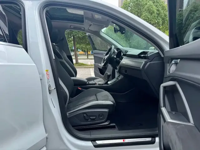 Audi Q3 — Фото автомобиля 8