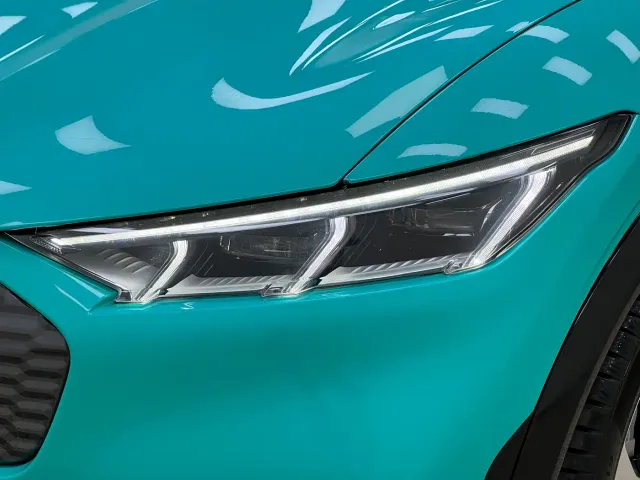 Ford Mustang Mach-E — Фото автомобиля 8