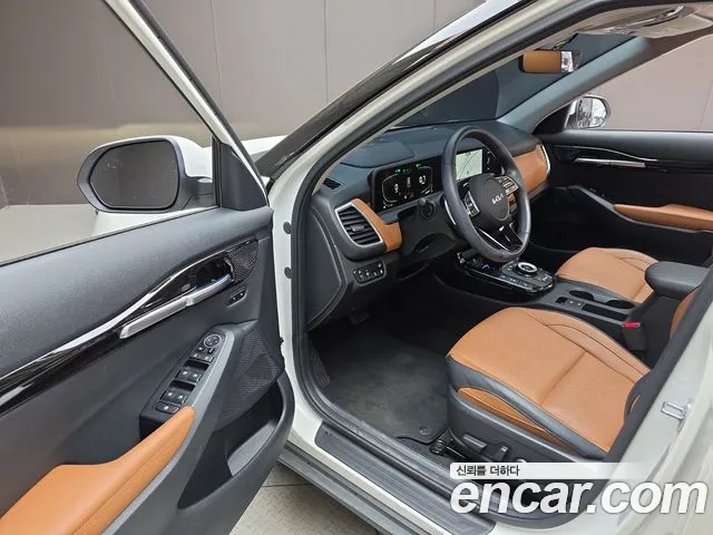 Kia Seltos — Фото автомобиля 15