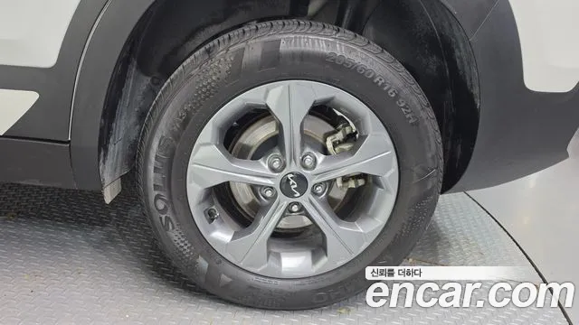 Kia Seltos — Фото автомобиля 6