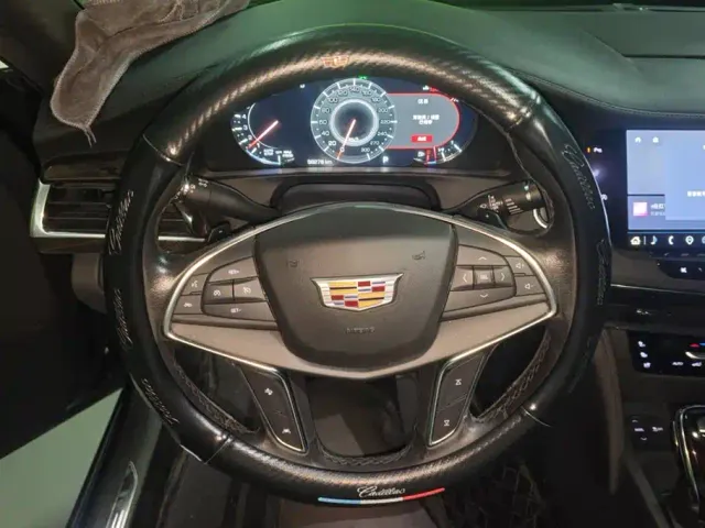 Cadillac CT6 — Фото автомобиля 15