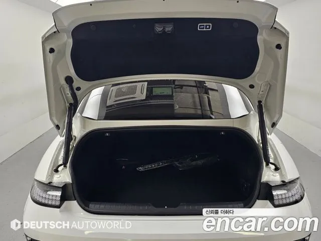 Hyundai Ioniq 6 — Фото автомобиля 19