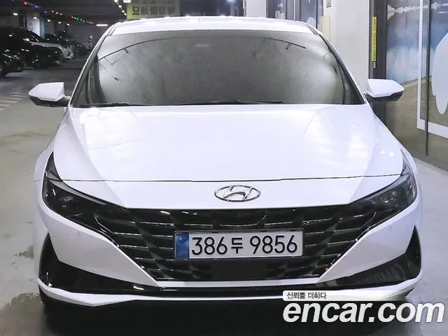 Hyundai AVANTE Новый Avante (CN7) — Фото автомобиля 2