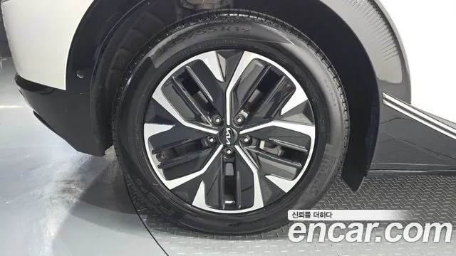 Kia EV6 — Фото автомобиля 5