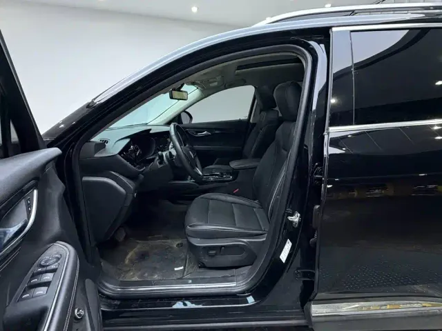 Buick Envision Plus — Фото автомобиля 13