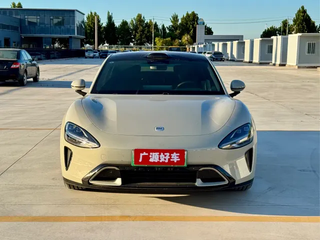 Xiaomi SU7 — Фото автомобиля 2