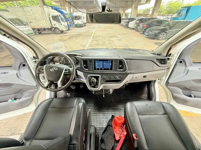 Maxus Xintu V80 — Фото автомобиля 15