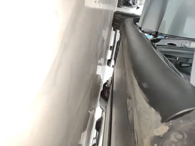 Tesla Model Y — Фото автомобиля 20