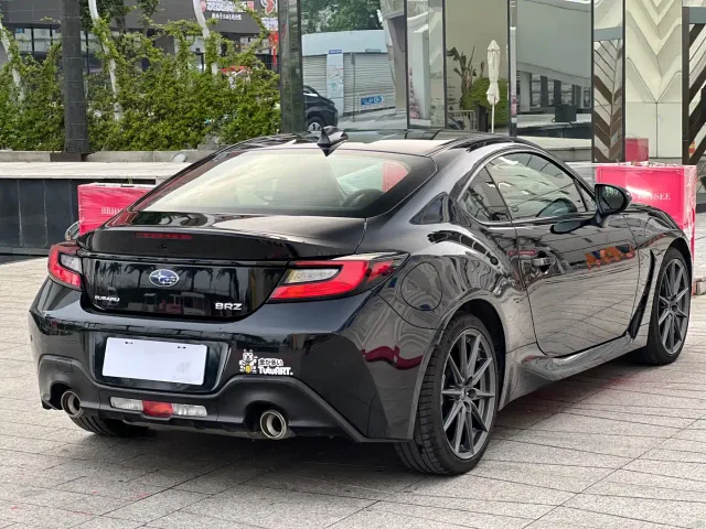 Subaru BRZ — Фото автомобиля 6