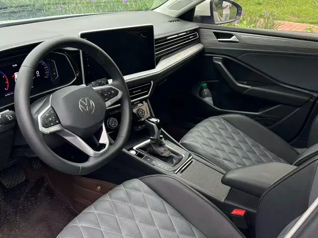 Volkswagen Sagitar — Фото автомобиля 7