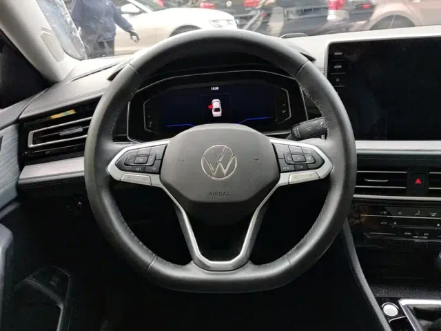 Volkswagen Sagitar — Фото автомобиля 15
