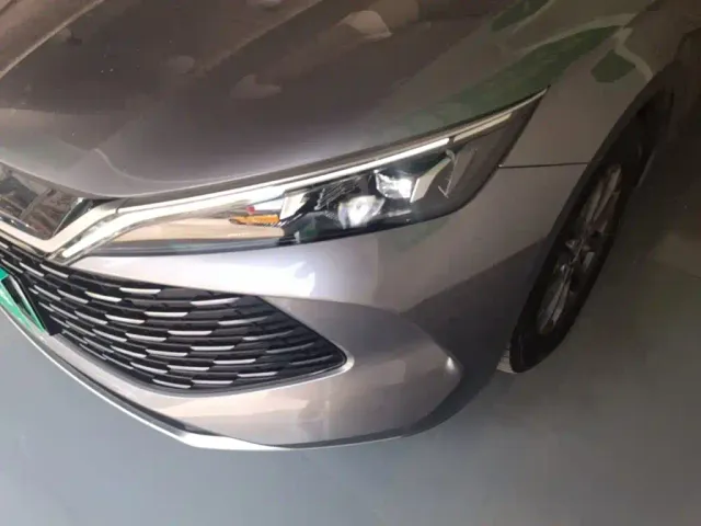 BYD Qin L — Фото автомобиля 23