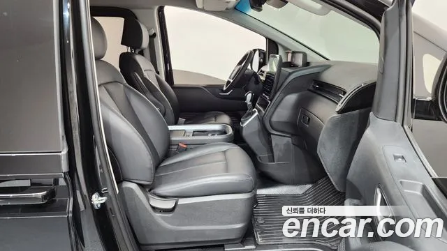 Hyundai Staria — Фото автомобиля 26