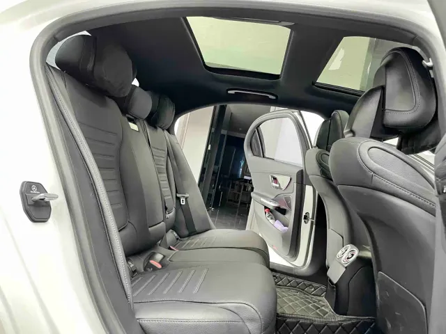 Mercedes-Benz C-Class — Фото автомобиля 8