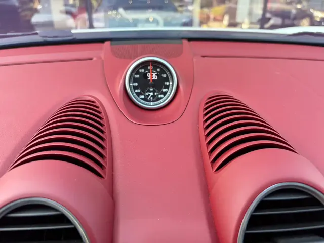 Porsche 718 — Фото автомобиля 10