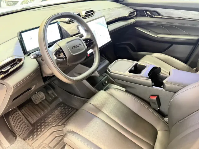 Dongfeng Fengshen L7 — Фото автомобиля 5
