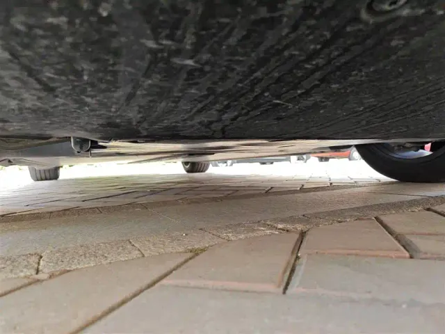 Tesla Model 3 — Фото автомобиля 15
