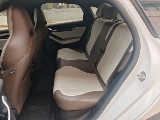 BYD Qin PLUS — Фото автомобиля 16