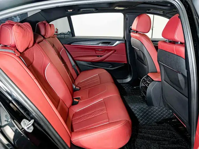 BMW 5 Series — Фото автомобиля 20