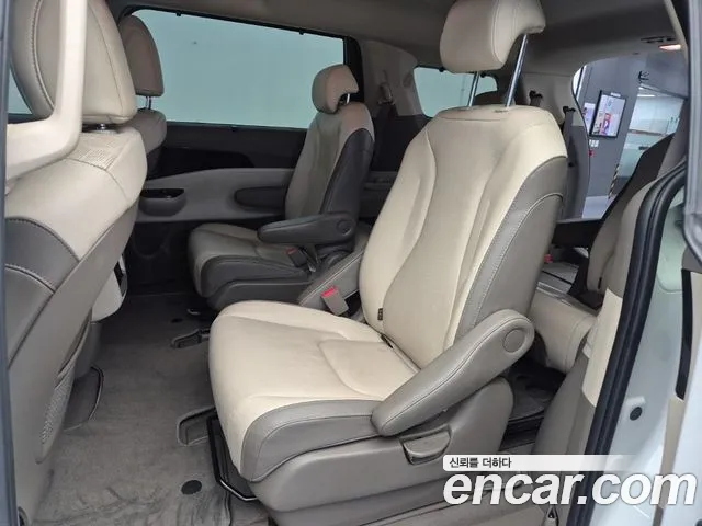 Kia Canival Carnival 4 поколение Дизель 9 мест Noblesse — Фото автомобиля 12