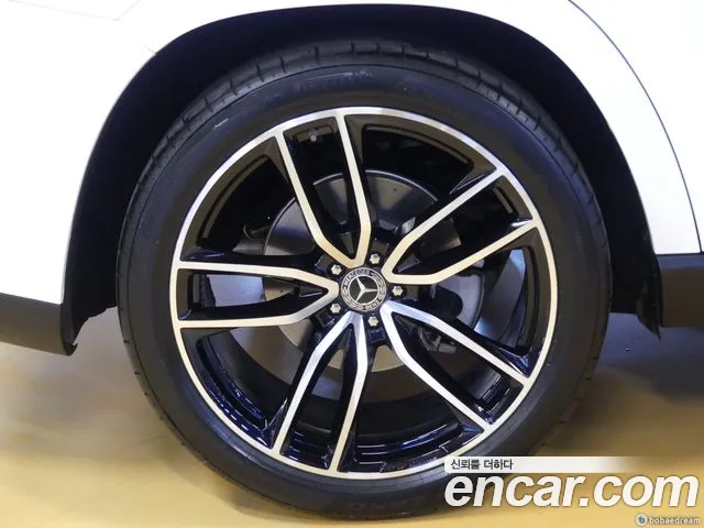 Mercedes-Benz GLS-Class — Фото автомобиля 4