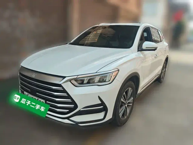 Фотография автомобиля — BYD Song Pro