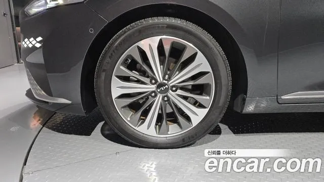 Kia K8 K8 Hybrid — Фото автомобиля 5
