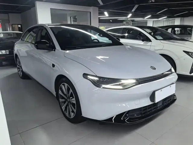 Leapmotor Leapmotor C01 2023 525 Comfort Edition — Фото автомобиля 3